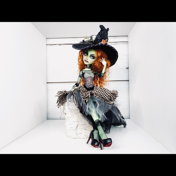 SOLD! - Picture 11 of 16